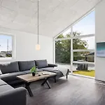 Dom wakacyjny Henryk - 75m From The Sea By Interhome