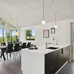 Henryk - 75m From The Sea By Interhome *