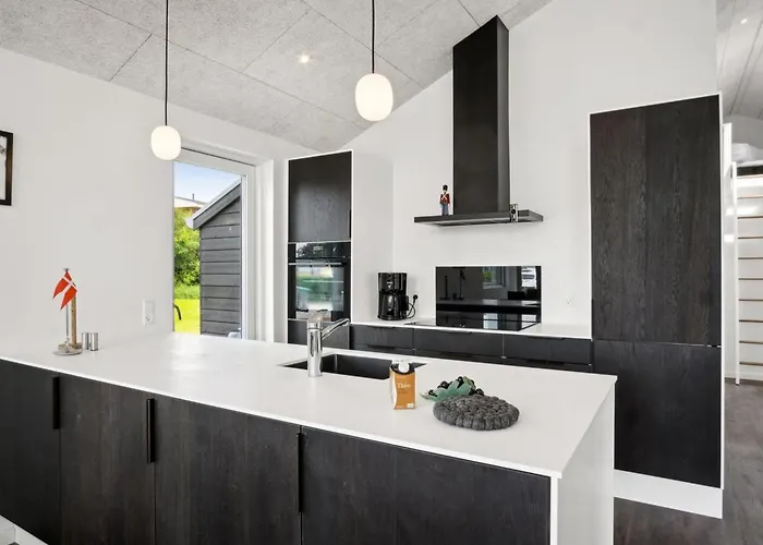 Tatil Evi Henryk - 75m From The Sea By Interhome