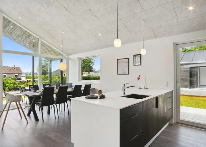 Henryk - 75m From The Sea By Interhome *