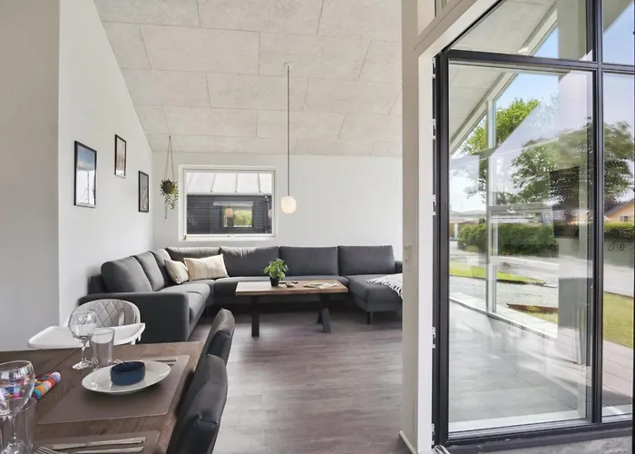 Tatil Evi Henryk - 75m From The Sea By Interhome *